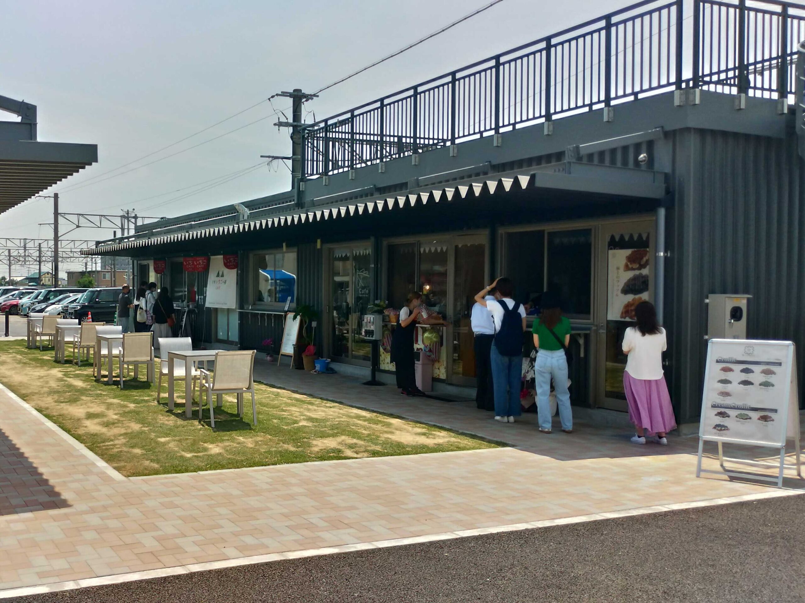 江北駅北コンテナショップ「エキ・キタ」